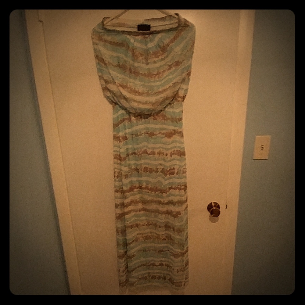 Strapless long dress